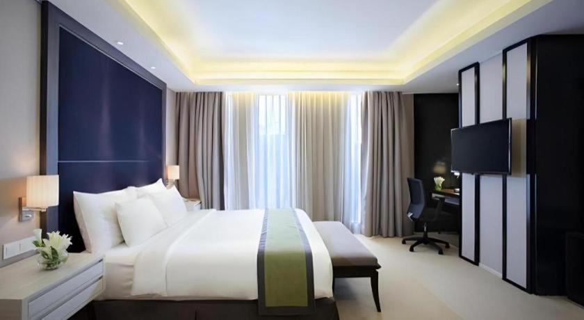Hotel Grandhika Iskandarsyah Jakarta Buitenkant foto